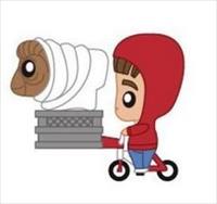 ELLIOTT AND E.T. ON BIKE POKIS FIG