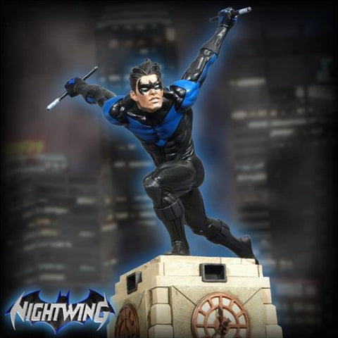 DC GALLERY - NIGHTWING PVC DIORAMA - STATUE 23CM