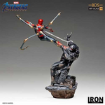Avengers Endgame Iron Spider Vs Outrider Statue